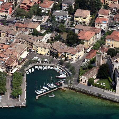 Albergo Del Garda Torri Del Benaco Ngoại thất bức ảnh
