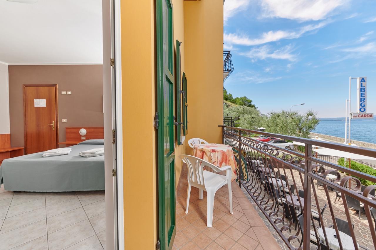 Albergo Del Garda Torri Del Benaco Ngoại thất bức ảnh