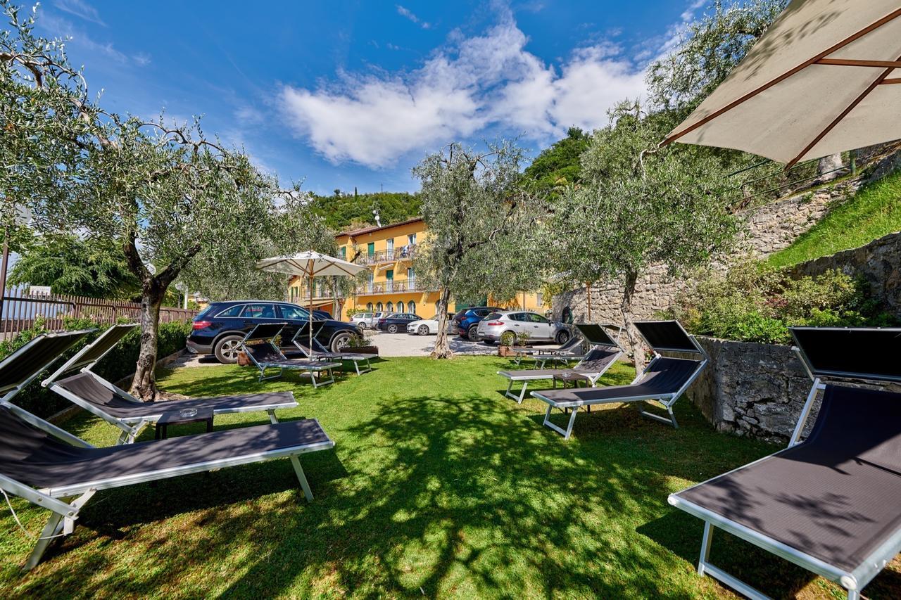 Albergo Del Garda Torri Del Benaco Ngoại thất bức ảnh