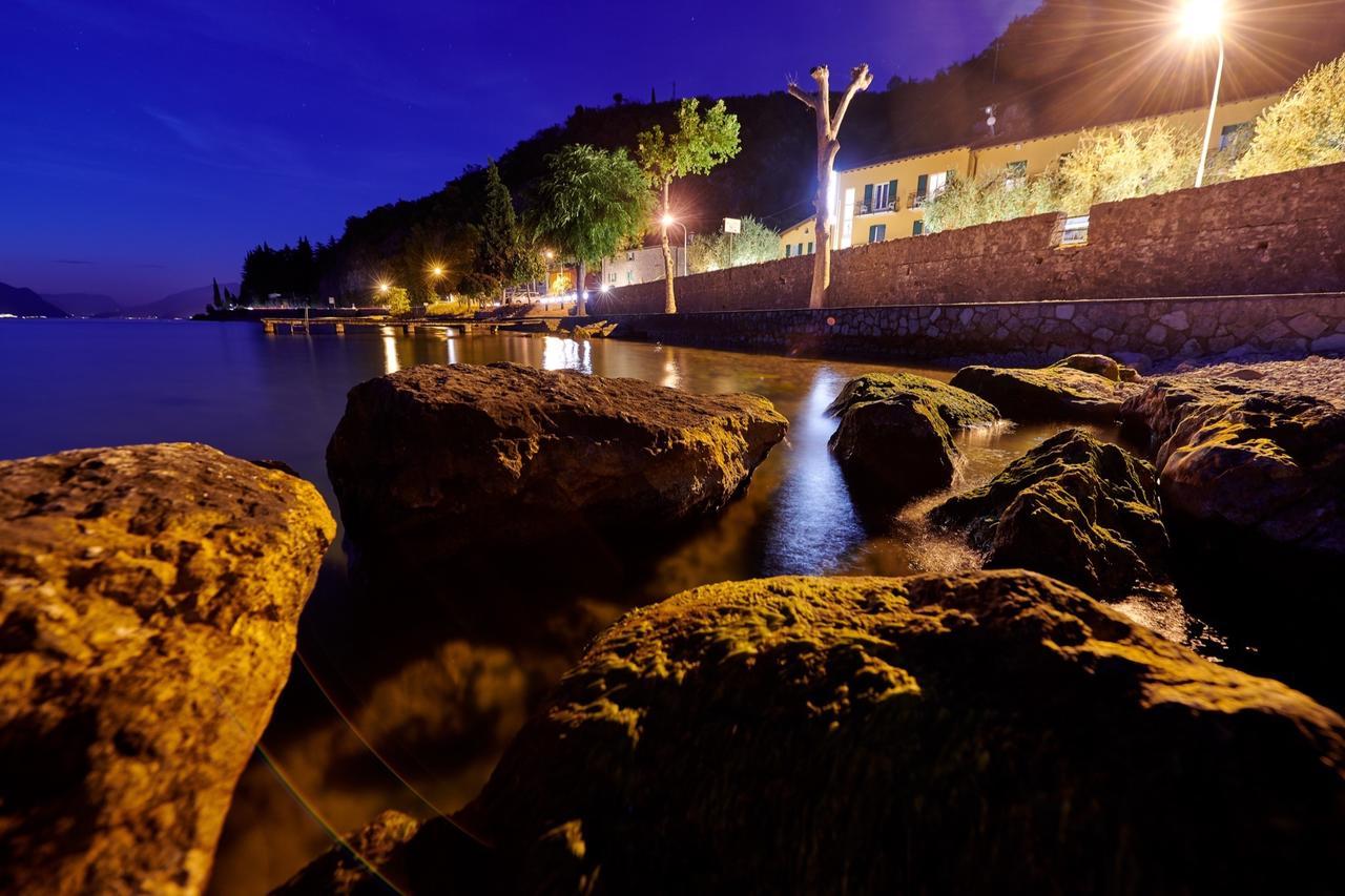 Albergo Del Garda Torri Del Benaco Ngoại thất bức ảnh